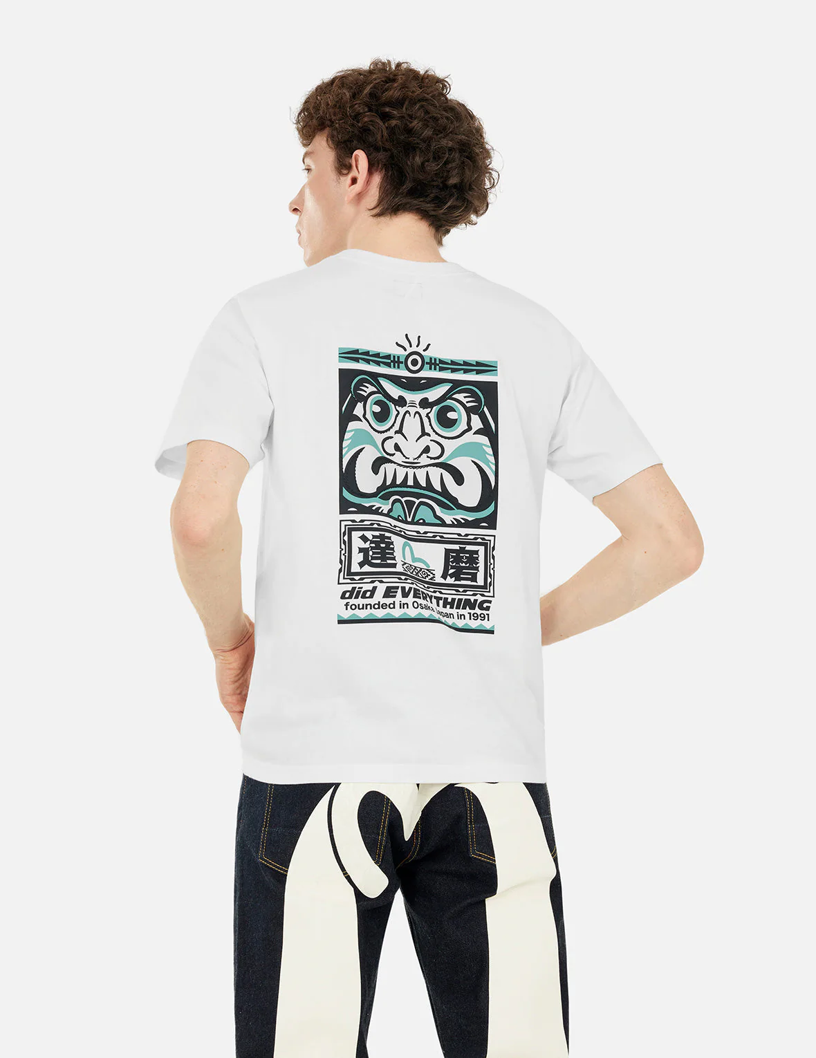 Seagull and Daruma Totem Print Regular Fit T-shirt - Image 9