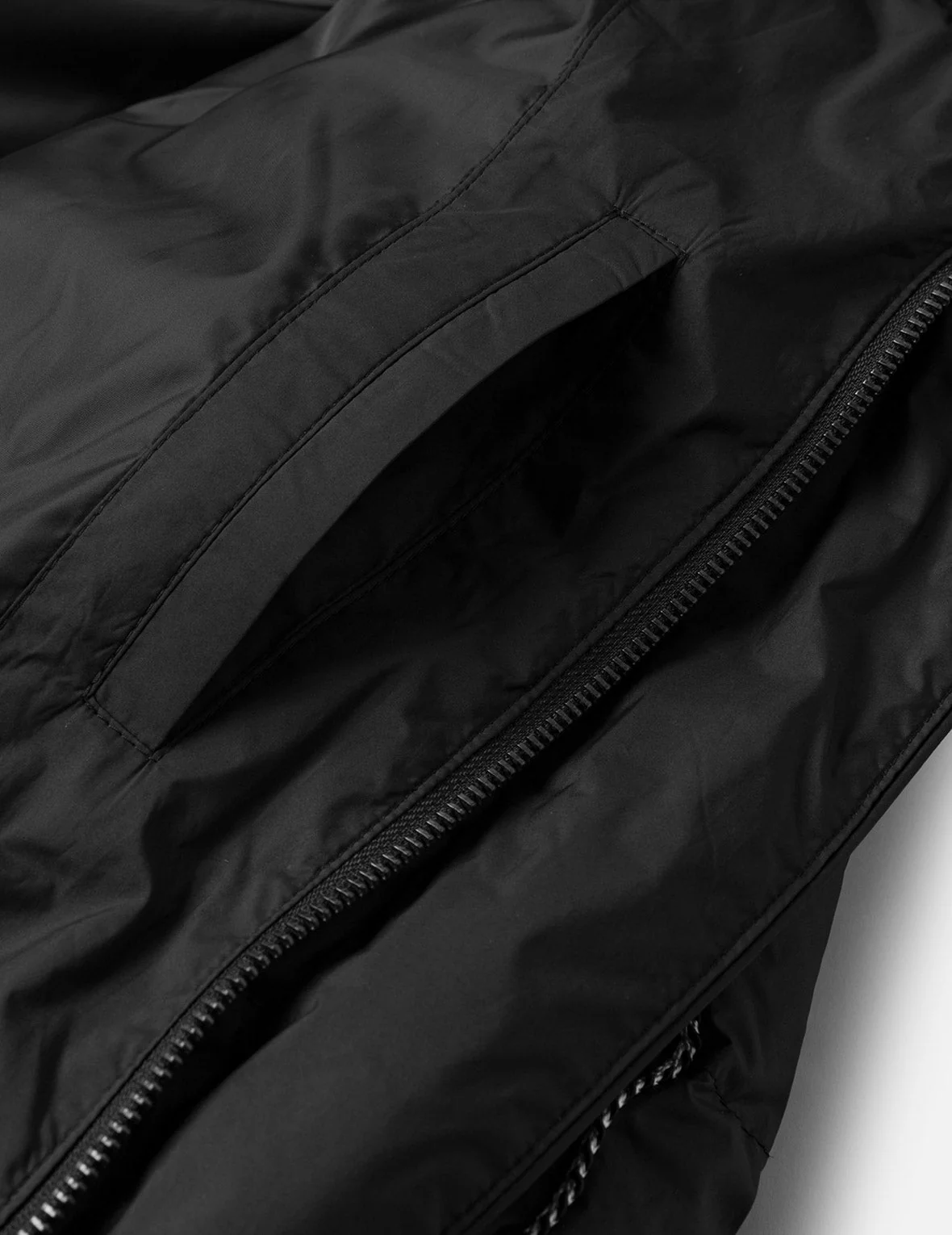 Seagull and Logo Embroidery Fashion Fit Down Jacket with Detachable Hood - Image 14