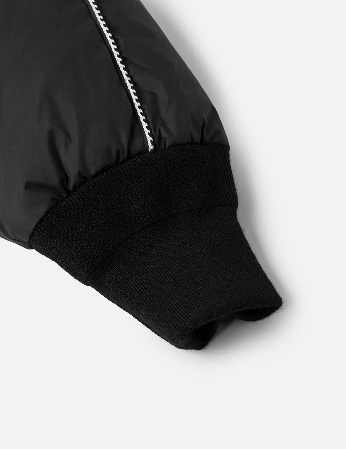 Seagull and Logo Embroidery Fashion Fit Down Jacket with Detachable Hood - Image 17