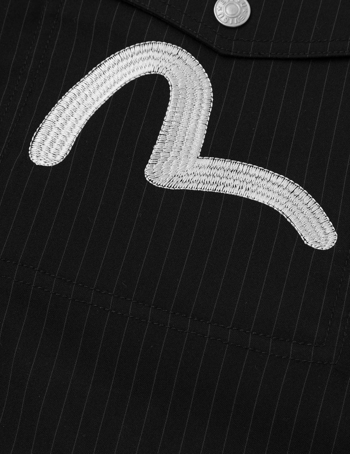 Seagull and Logo Embroidery Fashion Fit Striped Woven Shorts - Image 5