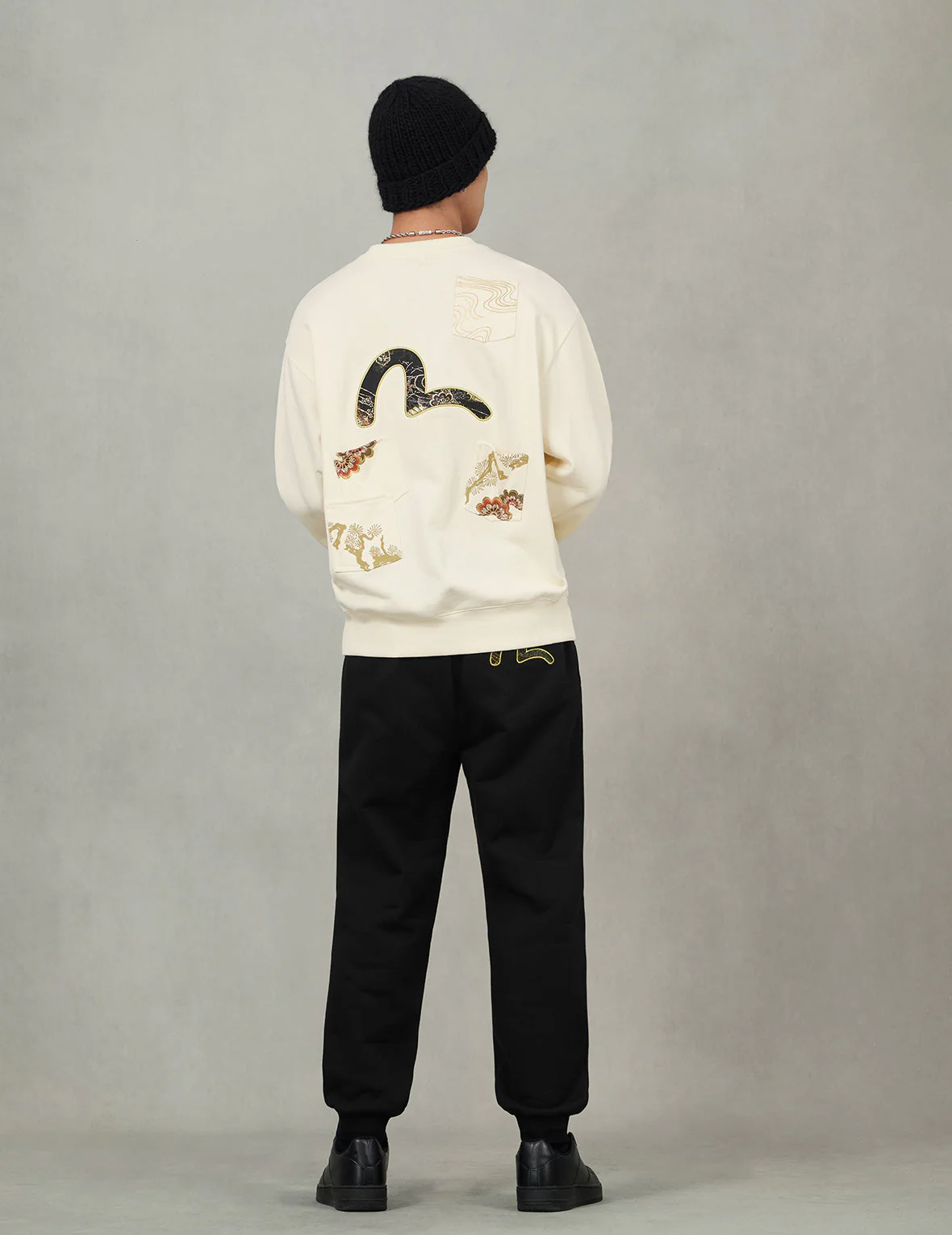 Seagull Brocade Appliqué Gold Thread Logo Regular Fit Sweatpants - Image 12