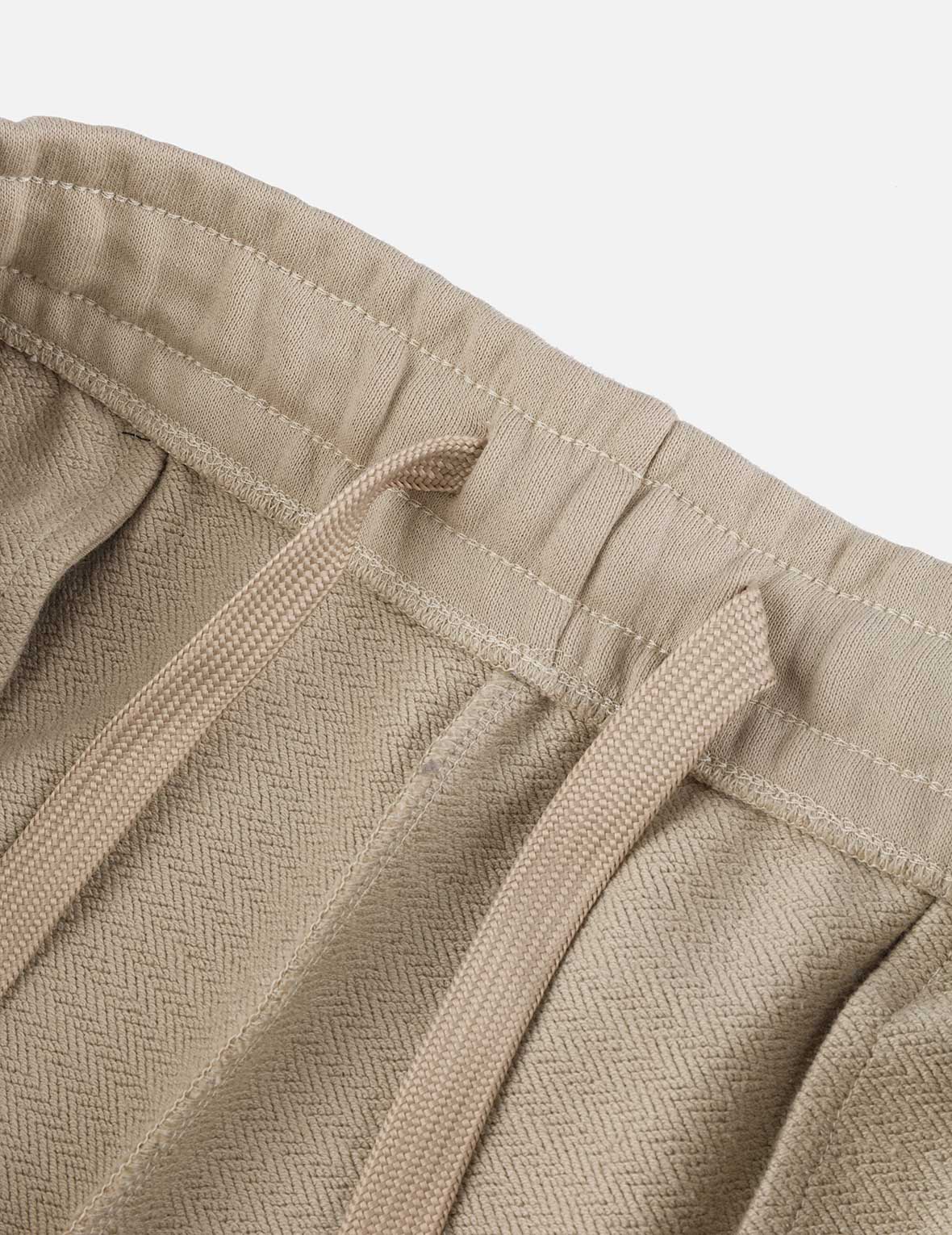Seagull Brocade Appliqué Gold Thread Logo Regular Fit Sweatpants - Image 19