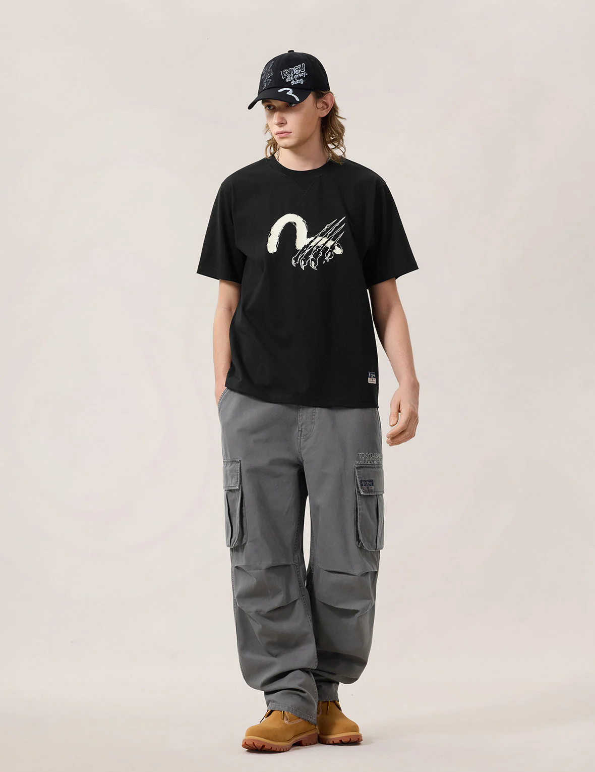Seagull Claw Print T-shirt - Image 7