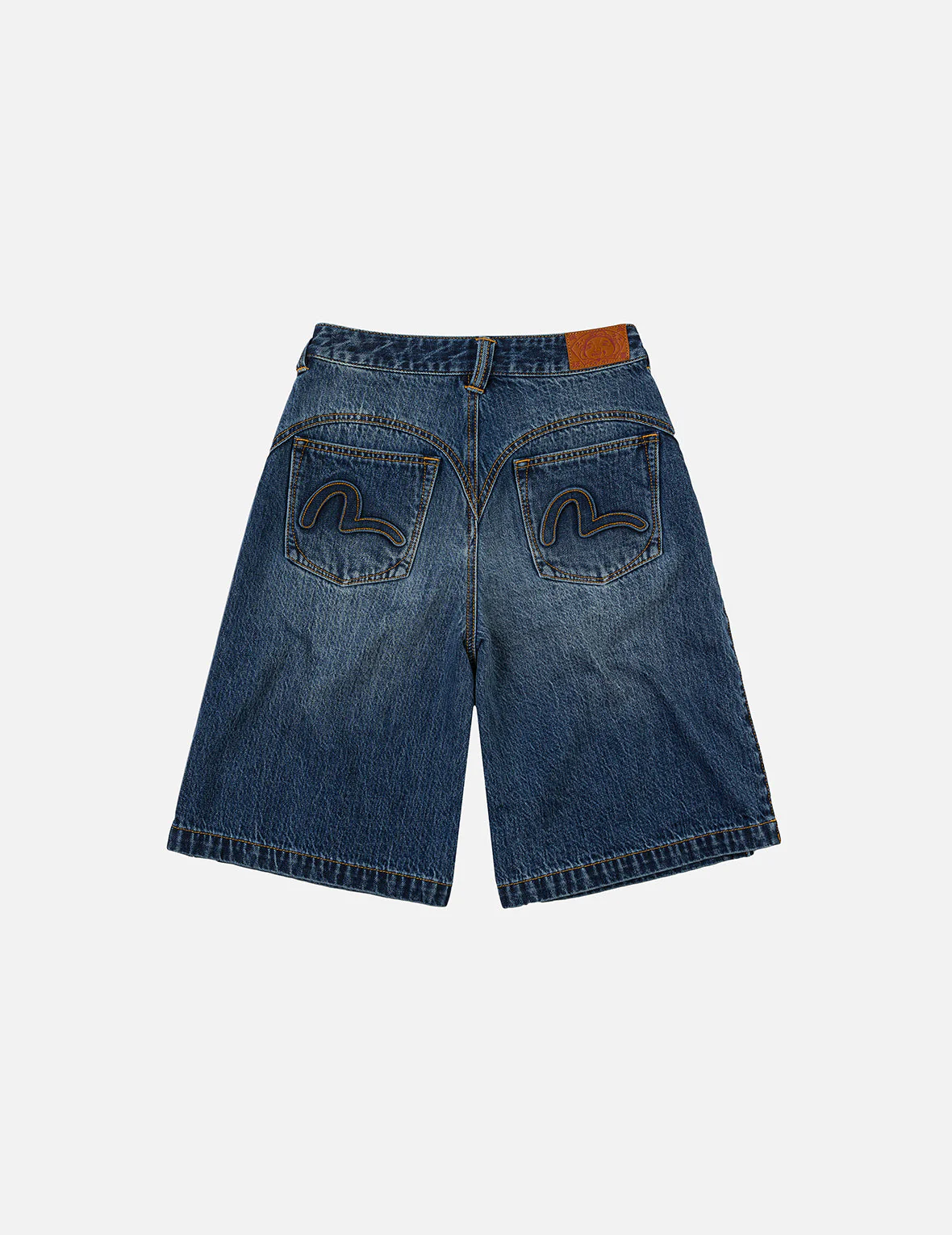 Seagull Embossed Fashion Fit Pleated Denim Shorts - Image 3