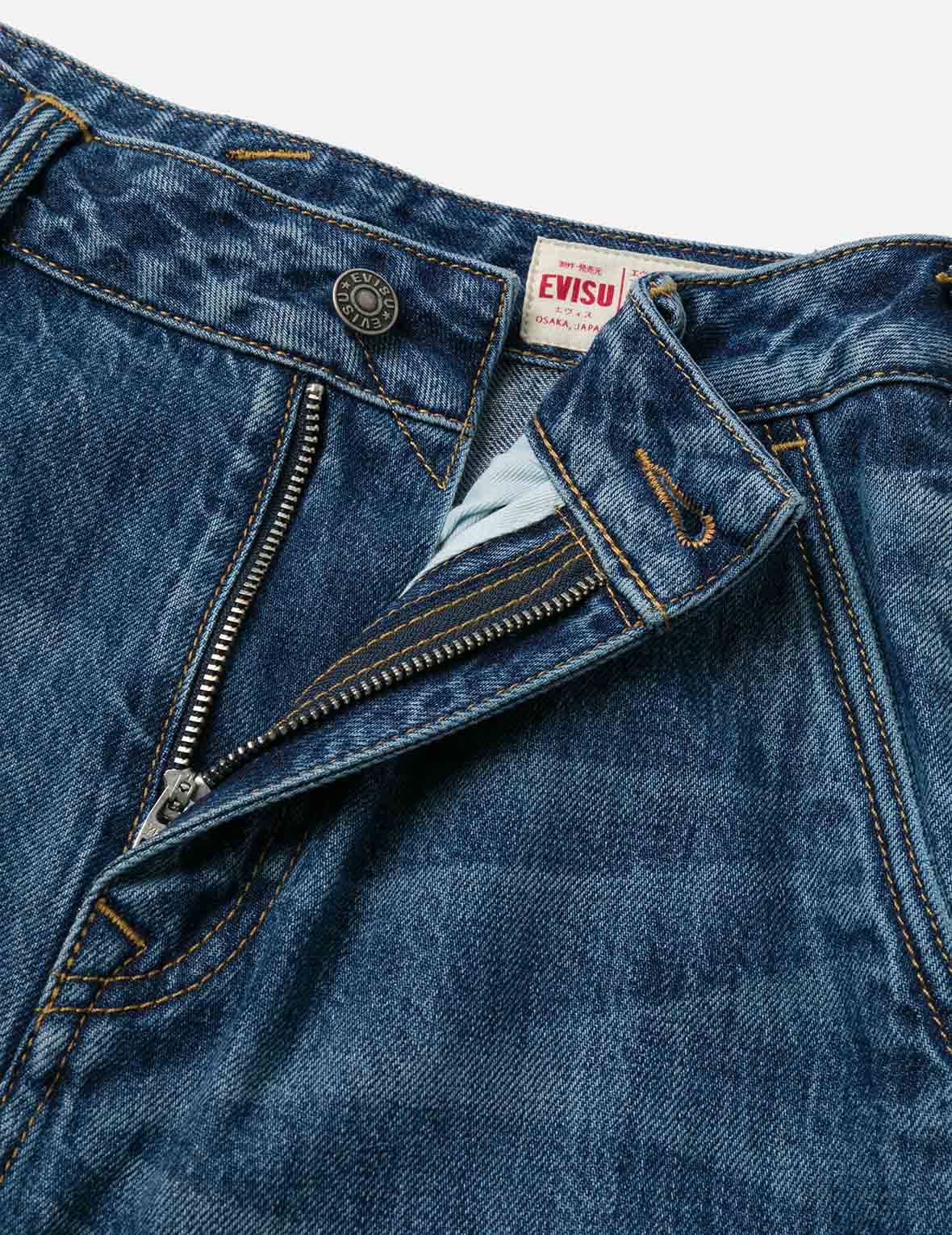 Seagull Embossed Fashion Fit Pleated Jeans - Image 11