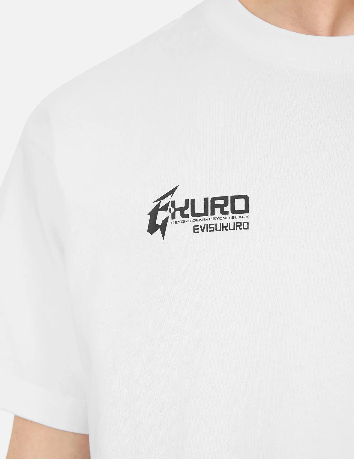 Seagull Embroidery and Logo Print Regular Fit T-shirt - Image 11