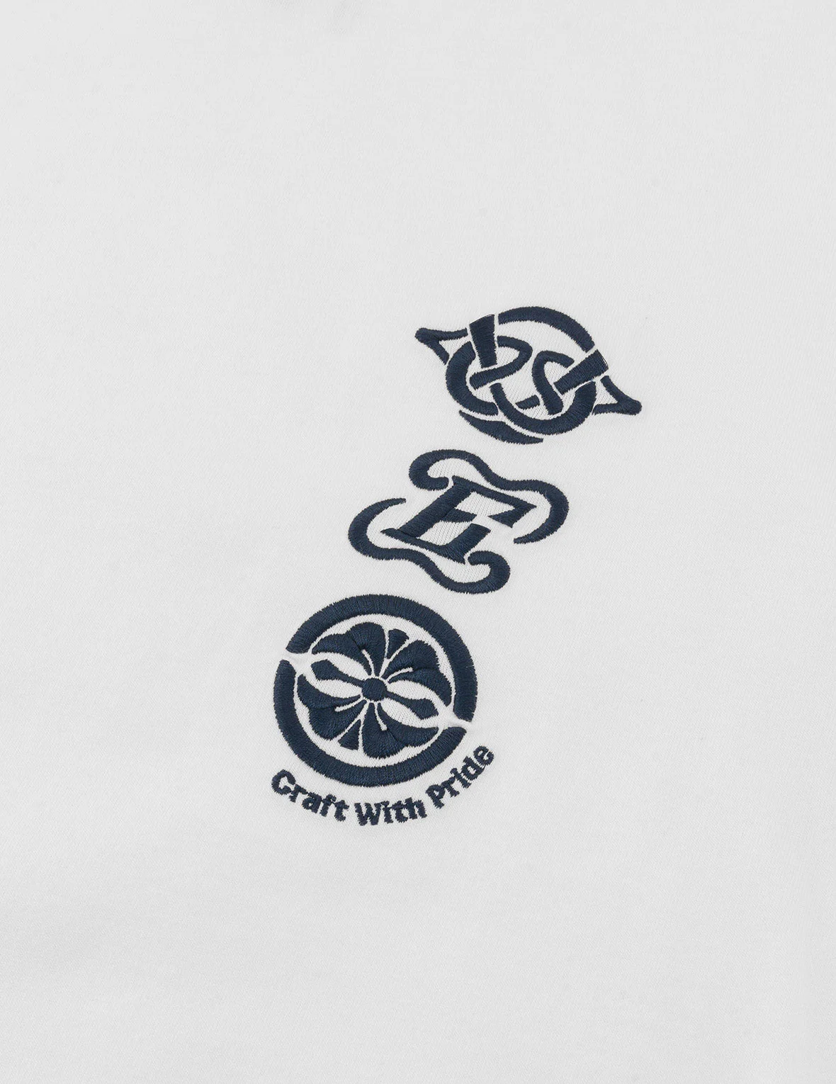 Seagull Embroidery and Multi-logo Print Regular Fit T-shirt - Image 5
