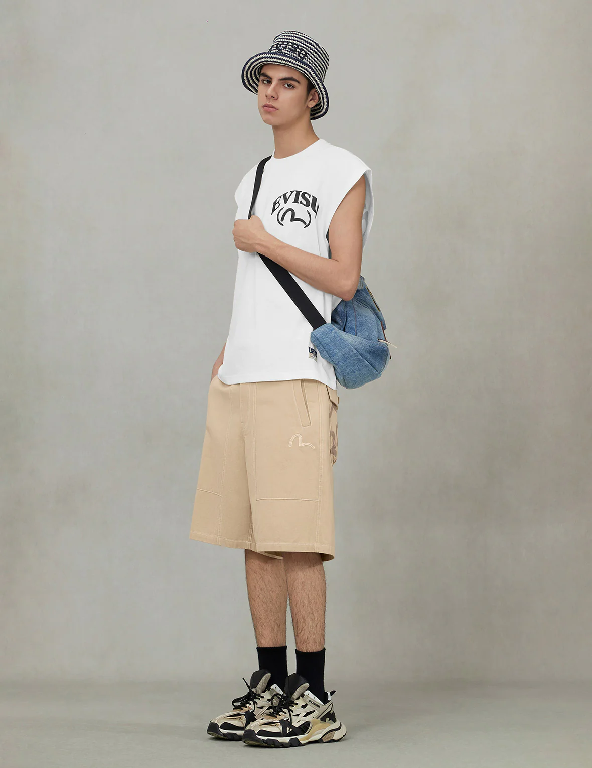 Seagull Embroidery Denim Crossbody Bag - Image 3