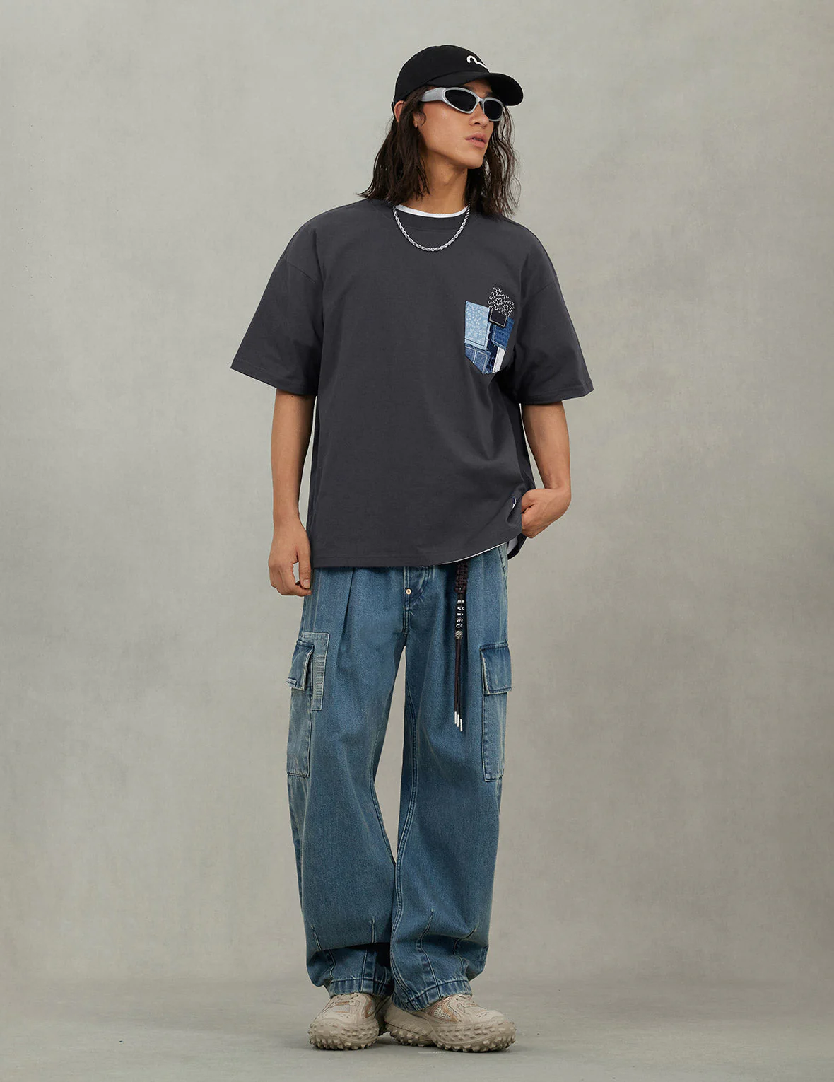 Shshiko Seagull Balloon Fit Cargo Jeans - Image 5