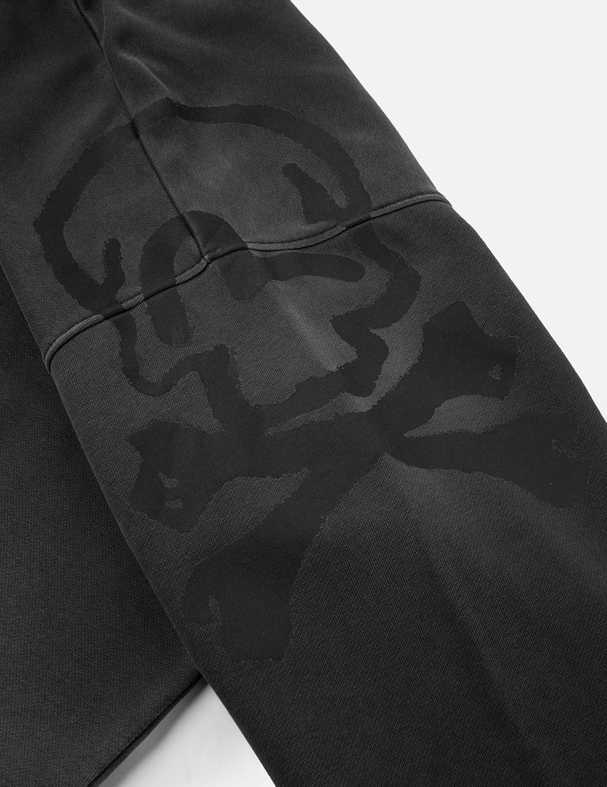 Skull and Seagull Print Fashion Fit Sweater - Image 13