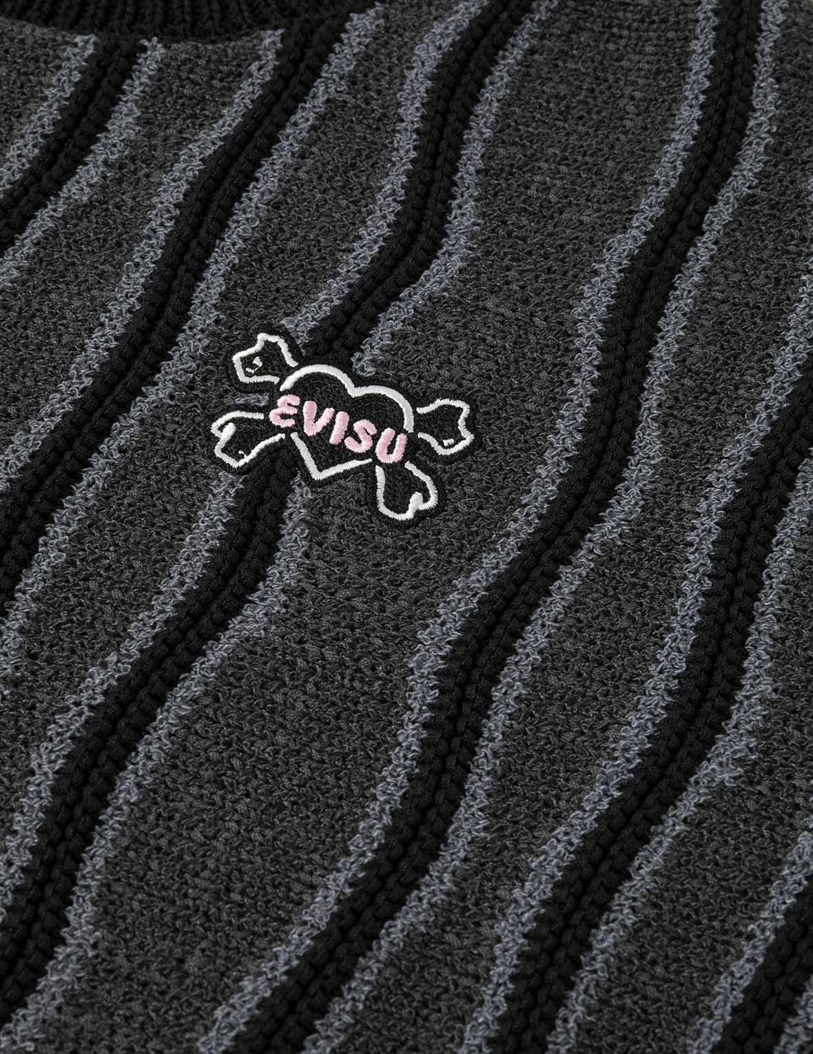 Skull Heart Appliqué Embroidery Fashion Fit Knitted Sweatshirt - Image 7