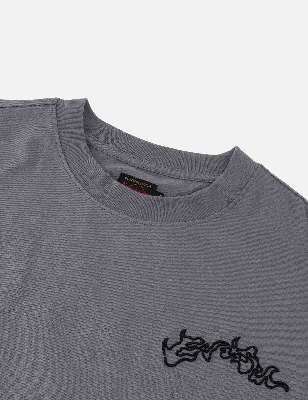 Skull Samurai Embroidery T-shirt - Image 17