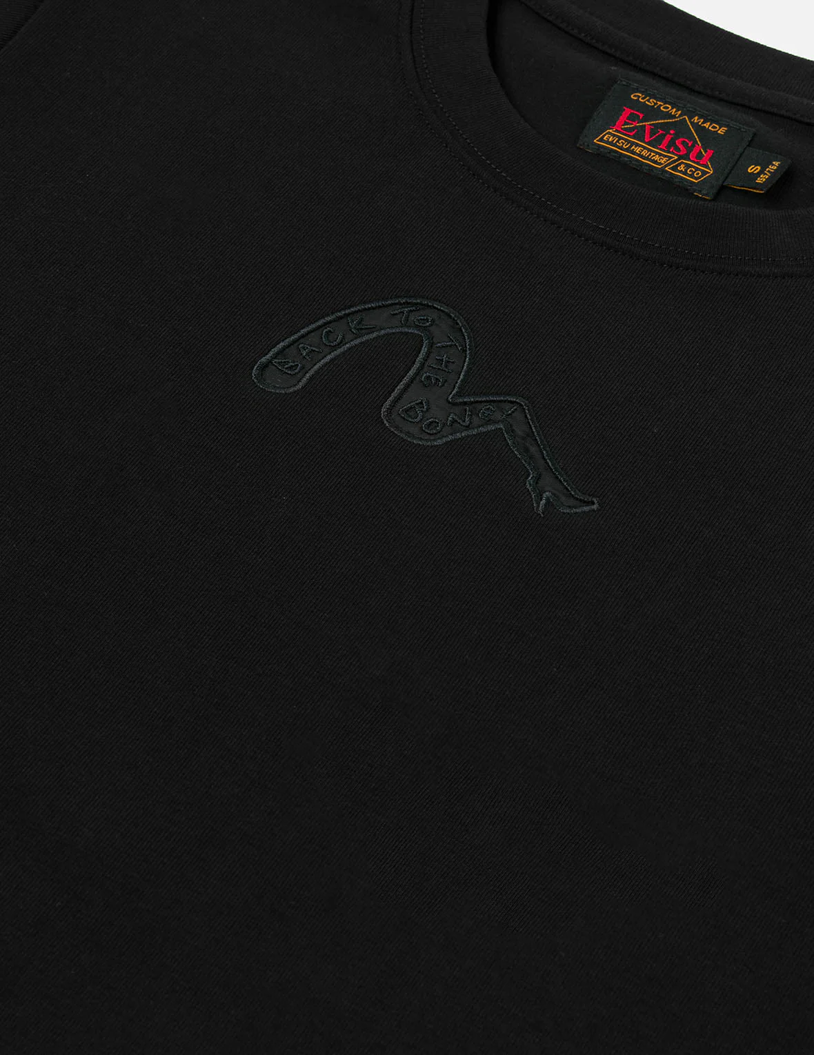 Slogan Embroidery and High-heeled Seagull Slim Fit T-Shirt - Image 7