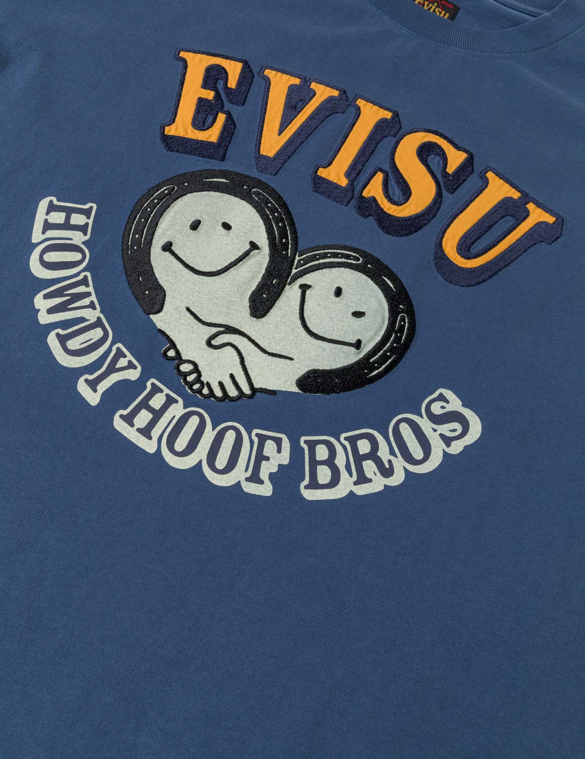 Smiling-heart Seagull-horseshoes Embroidery T-shirt - Image 14