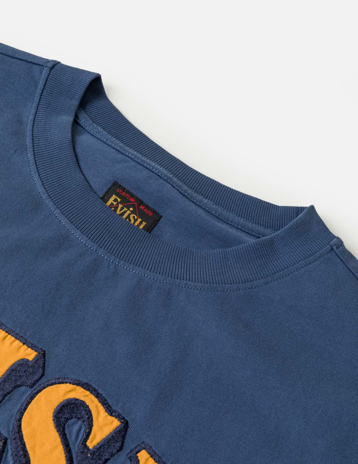 Smiling-heart Seagull-horseshoes Embroidery T-shirt - Image 16