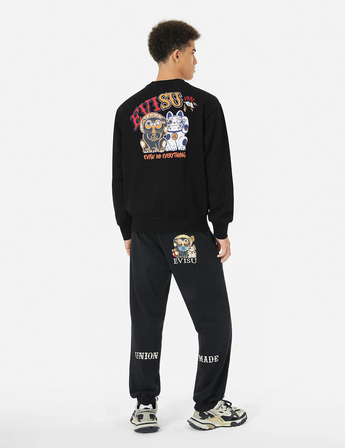 Tanuki amd Fortune Cat Embroidery Relax Fit Sweatshirt - Image 3