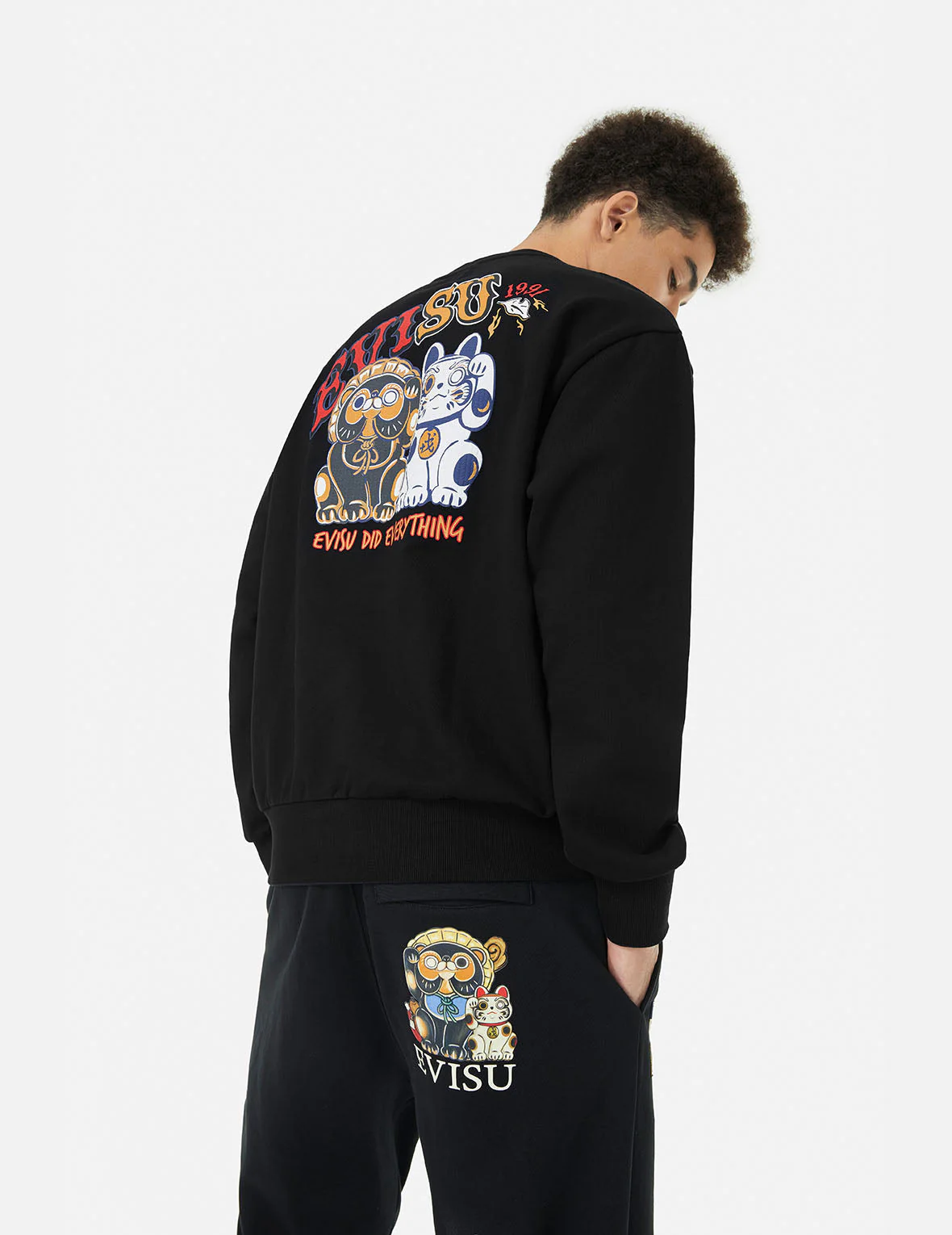 Tanuki amd Fortune Cat Embroidery Relax Fit Sweatshirt - Image 5