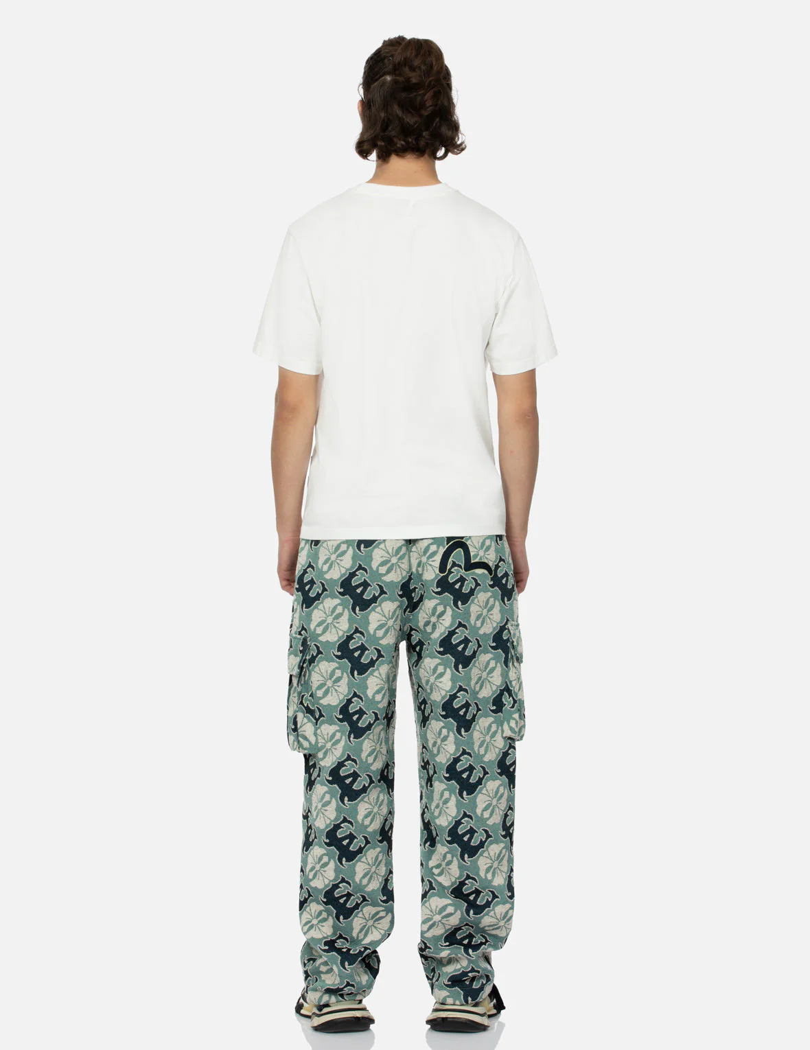 Tanuki and Daruma Print Regular Fit T-Shirt - Image 12