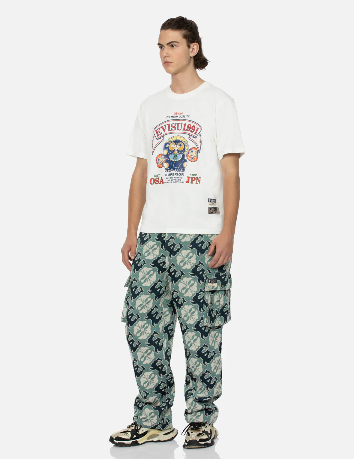 Tanuki and Daruma Print Regular Fit T-Shirt - Image 6