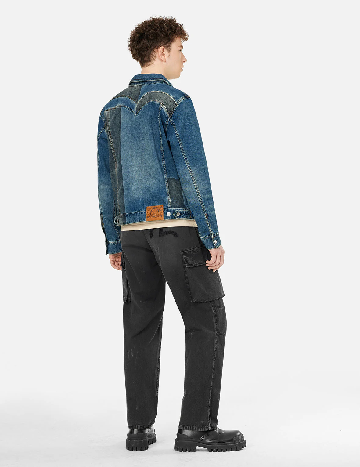 Two-tone Daicock Inserted Regular Fit Denim Jacket - Image 4