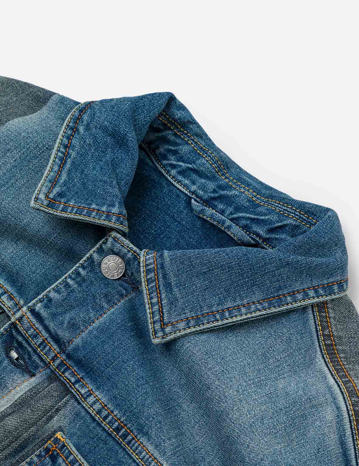 Two-tone Daicock Inserted Regular Fit Denim Jacket - Image 5