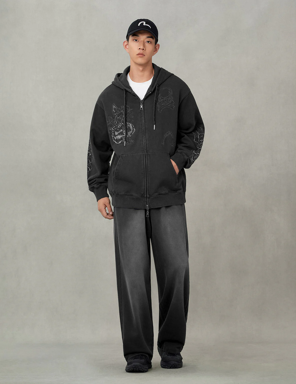 Washed Daicock Print Fashion Fit Sweatpants - Image 10