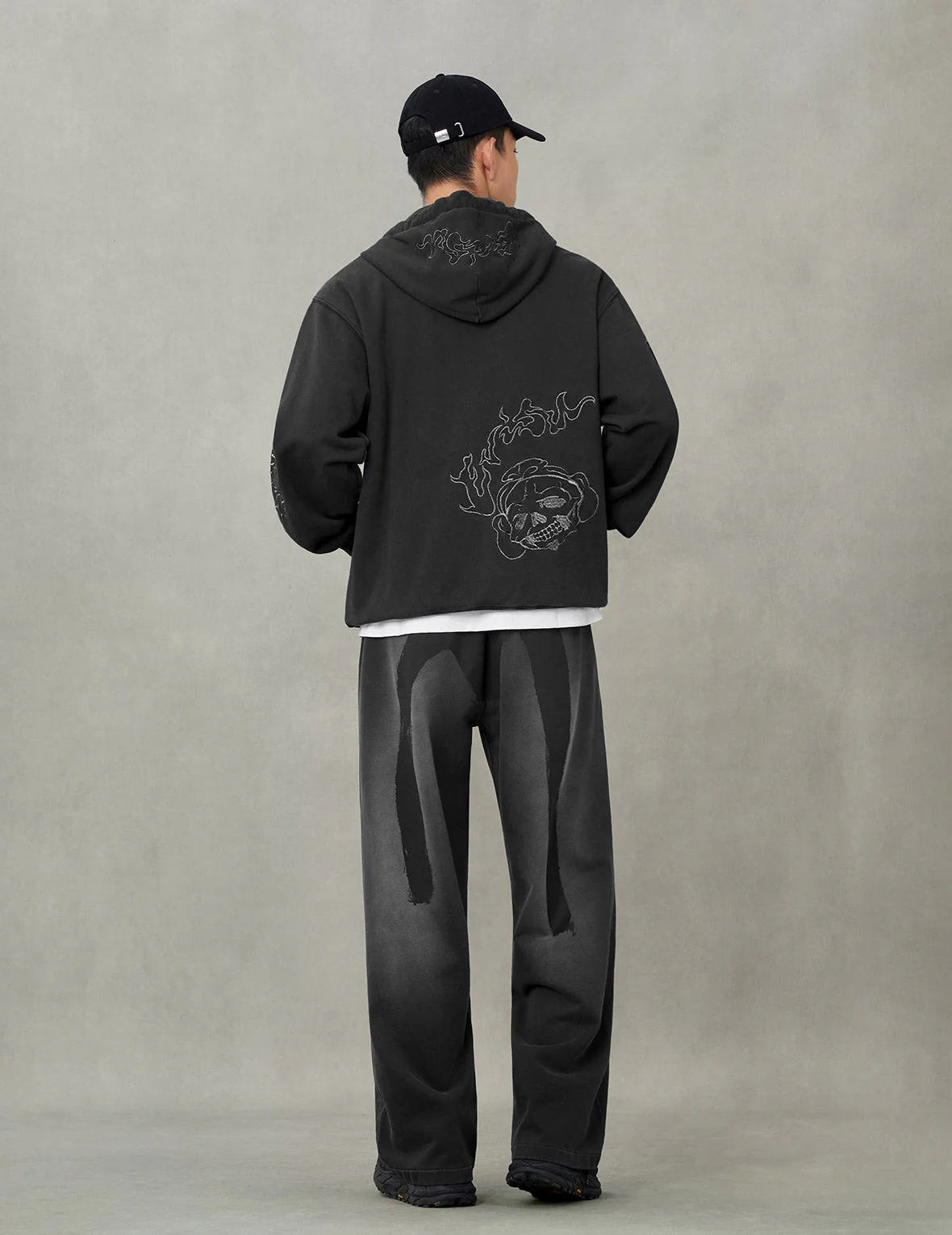 Washed Daicock Print Fashion Fit Sweatpants - Image 12
