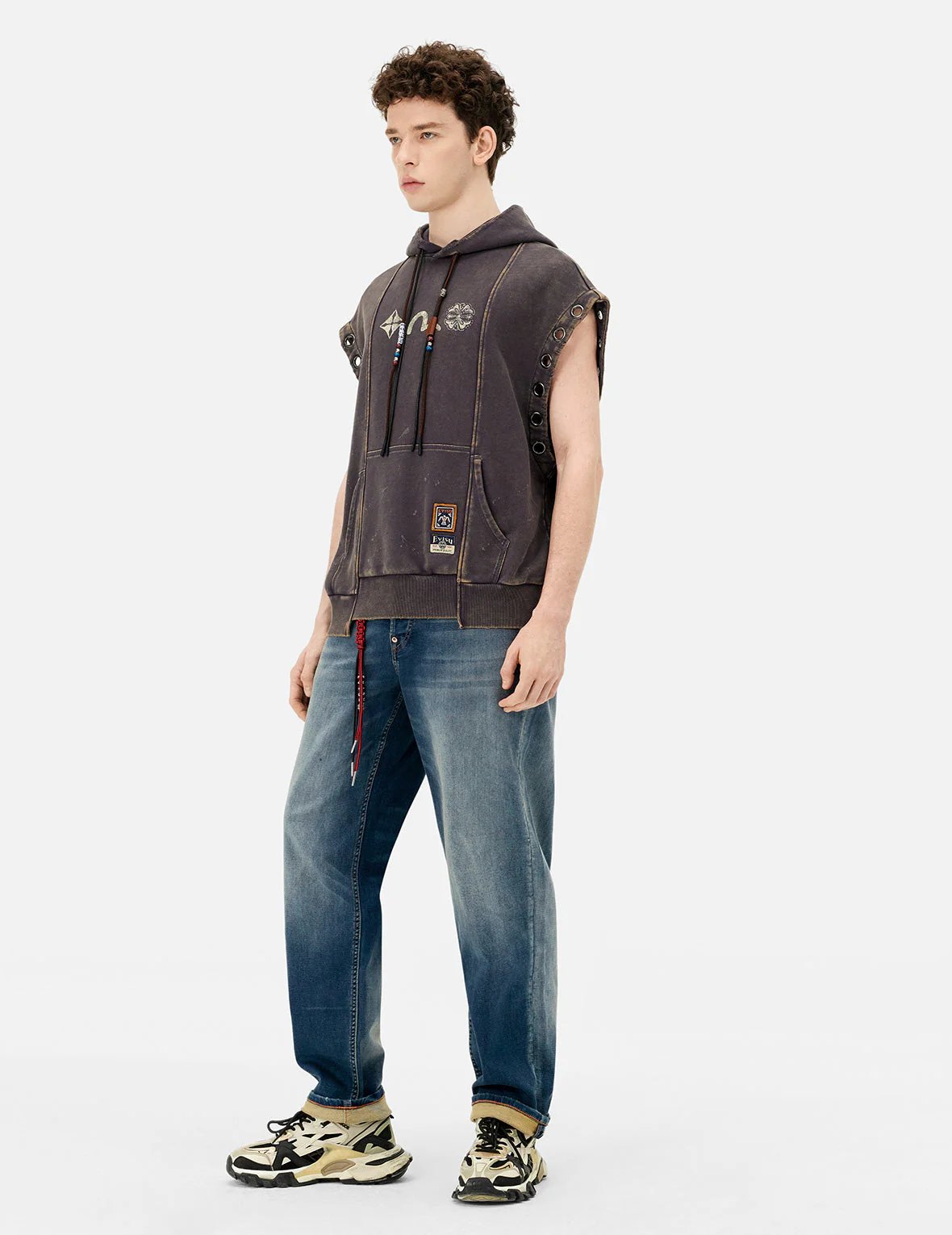 Washed Deconstructed Totem Kamon Embroidery Fashion Fit Hoodie Vest - Image 3