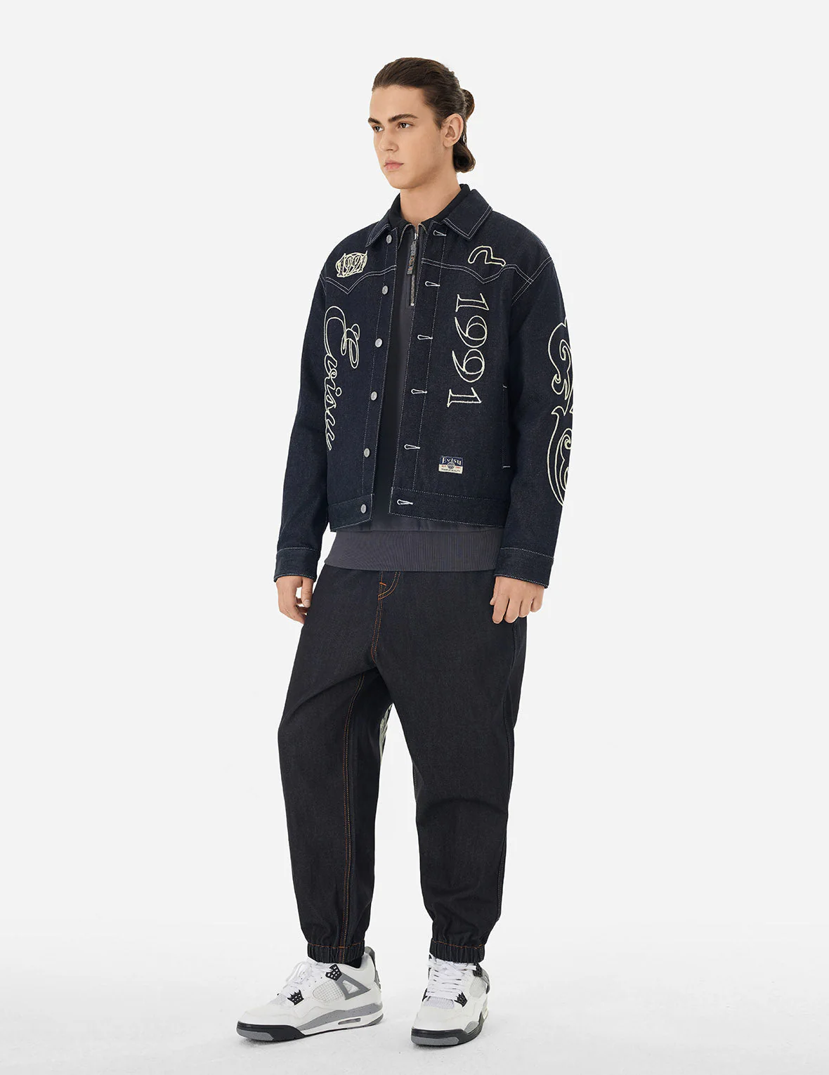 Western Style and Logo Embroidery Denim Jacket - Image 4