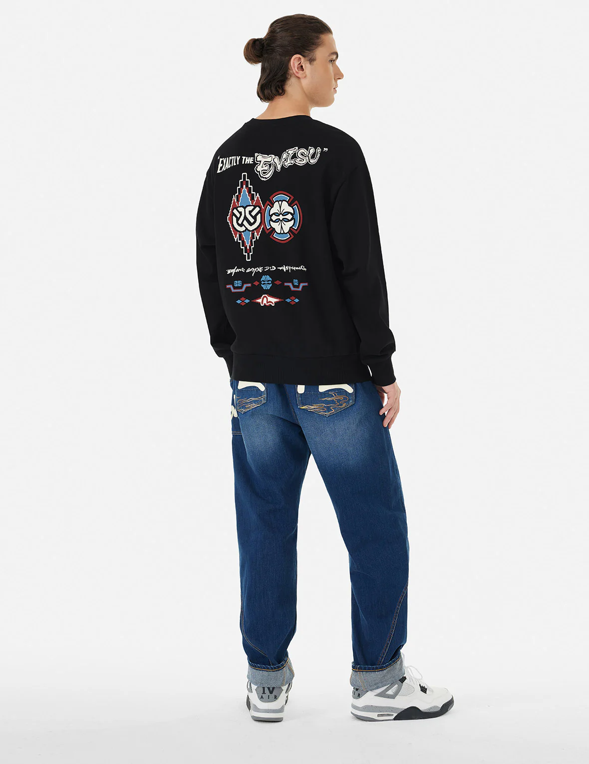Wheel of Wisdom and Kamon Print Relax Fit Sweatshirt - Image 3